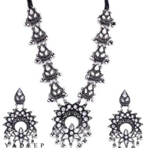 Yadeep India Oxidised Silver Mirror Chain Pendant Necklace Set for Girls & Women